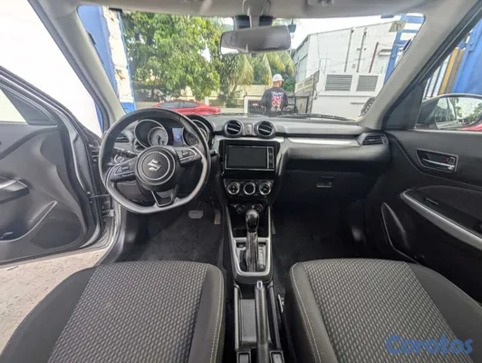 2020 Suzuki Swift — foto 13 / 14