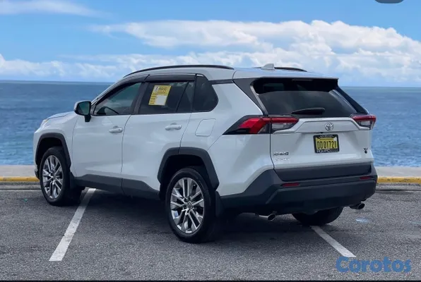 2021 Toyota Rav-4 — foto 7 / 10