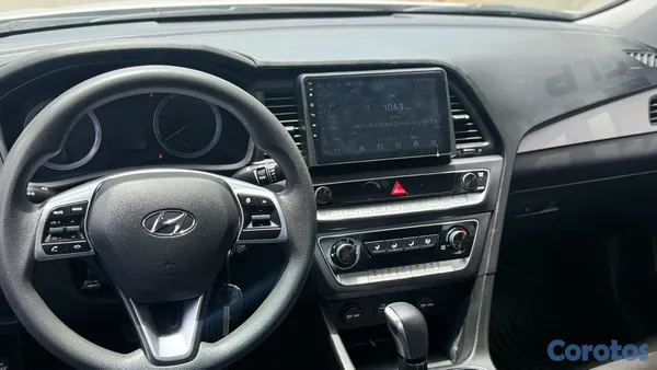 2021 Hyundai Sonata — foto 7 / 10