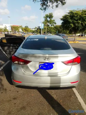 2016 Hyundai Elantra — foto 5 / 18