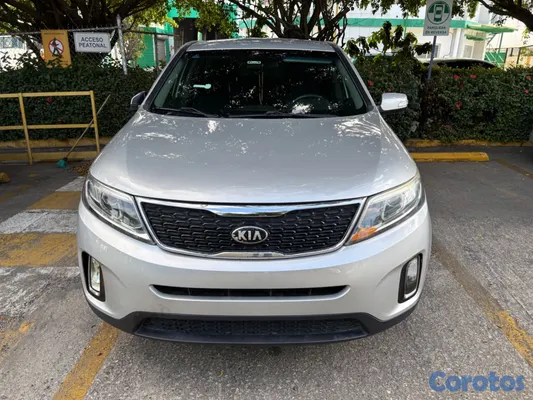 2014 Kia Sorento — foto 8 / 10