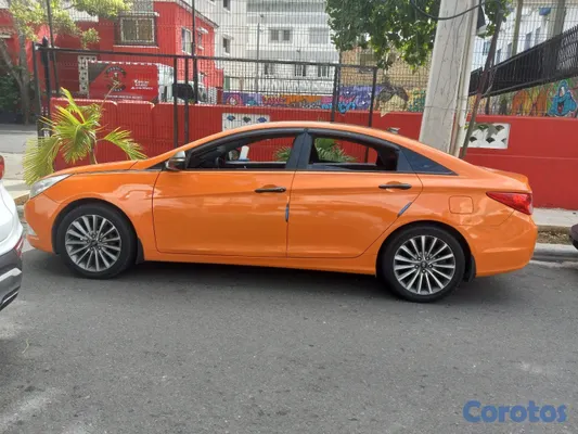 2013 Hyundai Sonata — foto 2 / 3