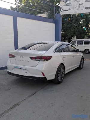 2020 Hyundai Sonata — foto 2 / 13