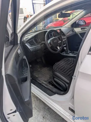 2020 Hyundai Sonata — foto 5 / 13