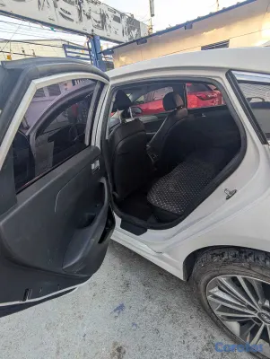 2020 Hyundai Sonata — foto 7 / 13