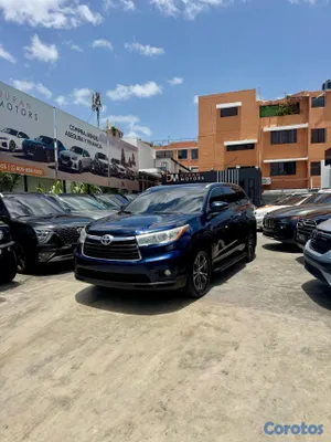2016 Toyota Highlander