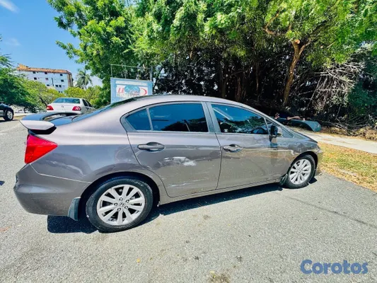 2012 Honda Civic — foto 2 / 19
