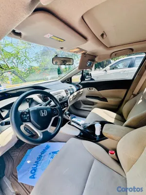 2012 Honda Civic — foto 11 / 19
