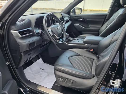 2022 Toyota Highlander — foto 3 / 10