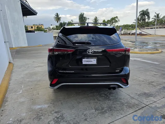 2022 Toyota Highlander — foto 5 / 10