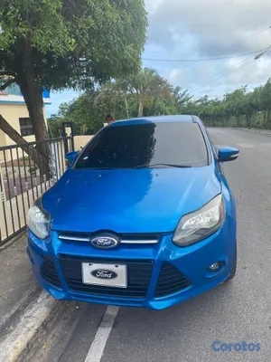 2014 Ford Focus — foto 3 / 4