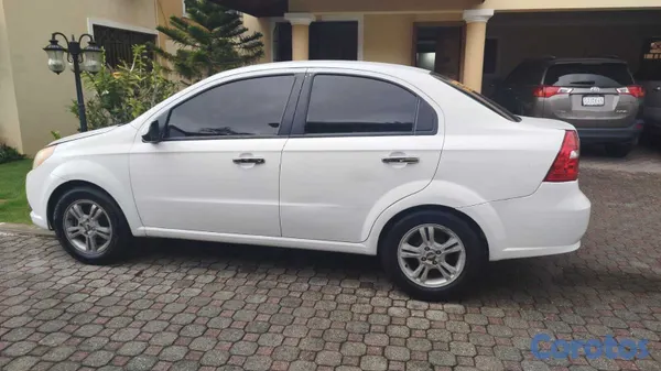 2013 Chevrolet Aveo — foto 5 / 6