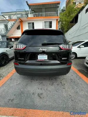 2019 Jeep Cherokee — foto 9 / 9