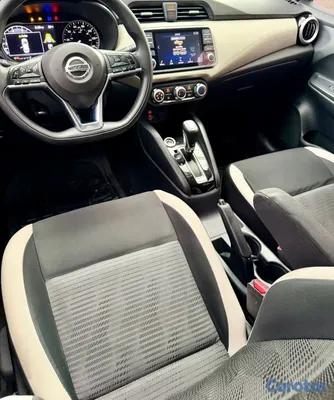 2020 Nissan Versa — foto 8 / 10