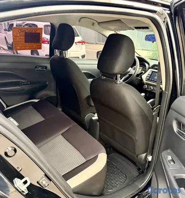 2020 Nissan Versa — foto 9 / 10