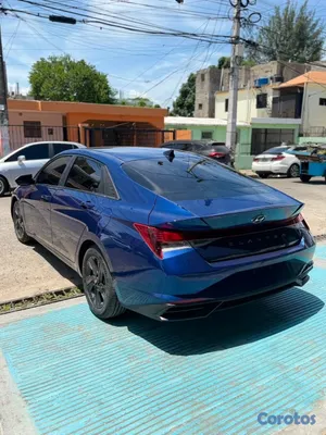 2021 Hyundai Elantra — foto 6 / 10