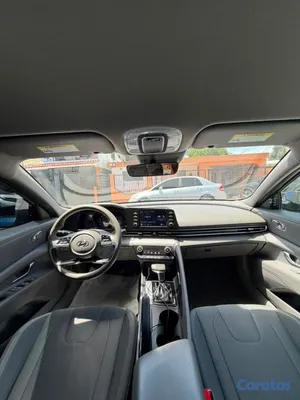 2021 Hyundai Elantra — foto 9 / 10