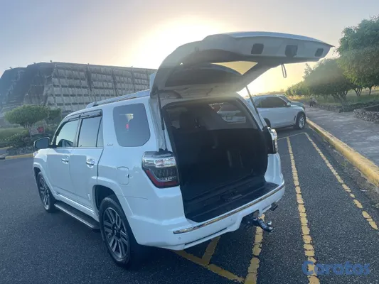 2019 Toyota 4 Runner — foto 3 / 4