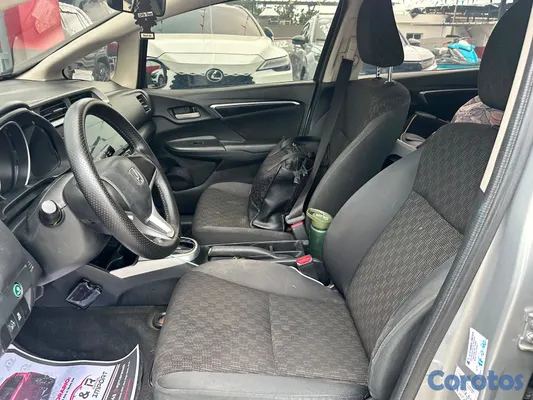2015 Honda Fit — foto 9 / 9