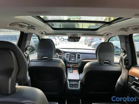 2022 Volvo Xc90 — foto 6 / 10