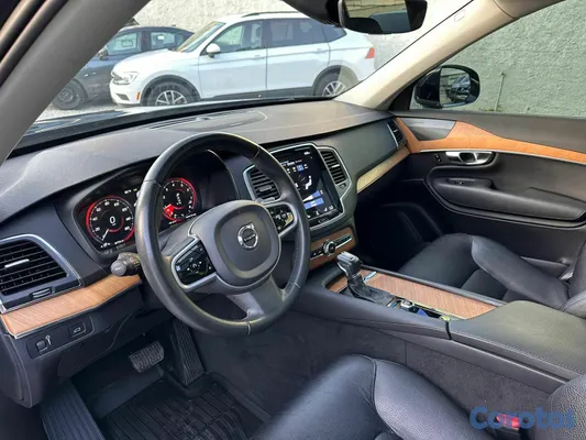 2022 Volvo Xc90 — foto 9 / 10