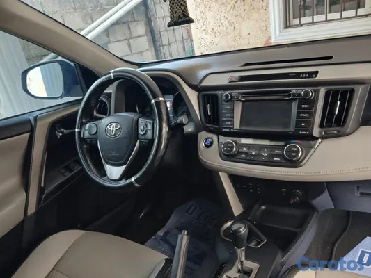 2018 Toyota Rav-4 — foto 2 / 10