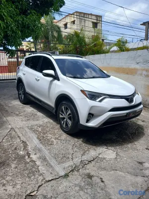 2018 Toyota Rav-4 — foto 8 / 10