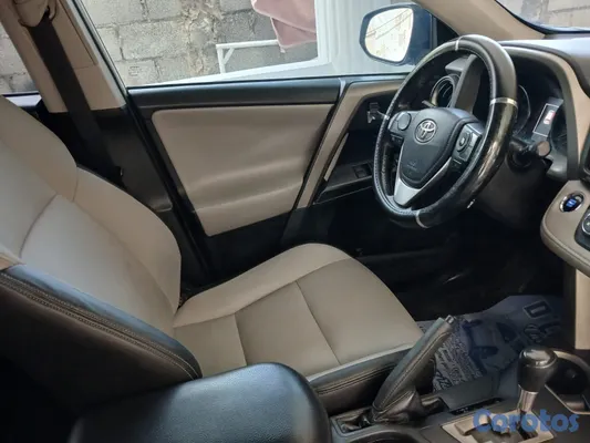 2018 Toyota Rav-4 — foto 9 / 10