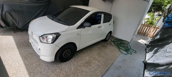 2018 Daihatsu Mira — foto 3 / 6