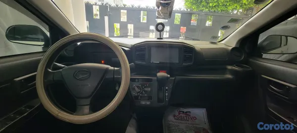 2018 Daihatsu Mira — foto 5 / 6
