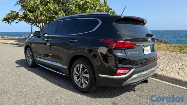 2020 Hyundai Santa Fe — foto 10 / 19
