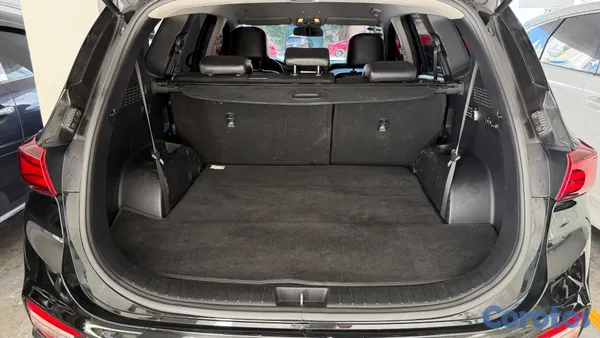 2020 Hyundai Santa Fe — foto 11 / 19