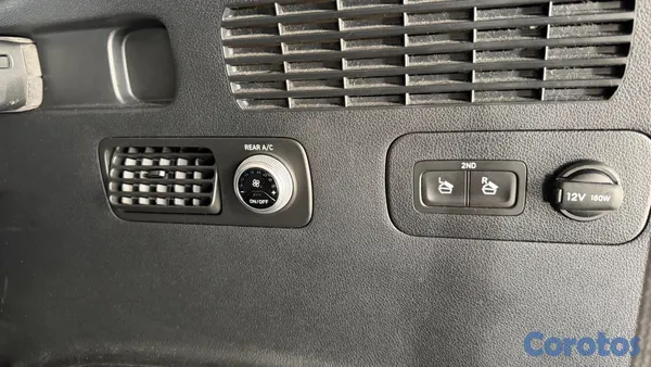 2020 Hyundai Santa Fe — foto 14 / 19