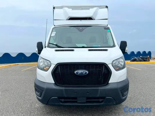2020 Ford Transit — foto 8 / 10