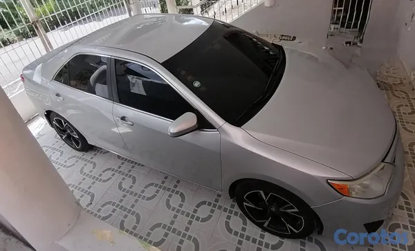 2014 Toyota Camry — foto 2 / 7