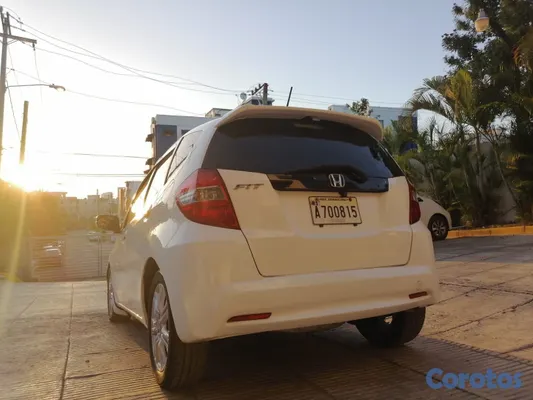 2011 Honda Fit — foto 4 / 10