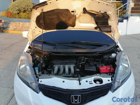 2011 Honda Fit — foto 5 / 10