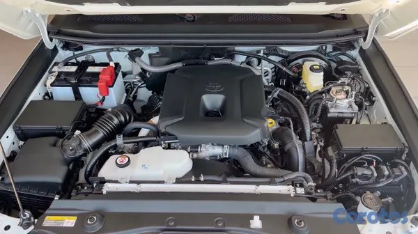 2027 Toyota Land Cruiser Prado — foto 9 / 12