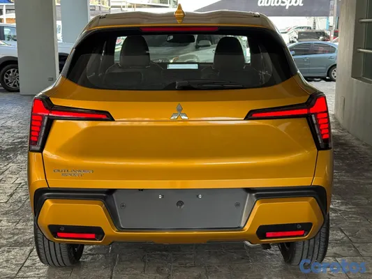 2026 Mitsubishi Montero — foto 2 / 12