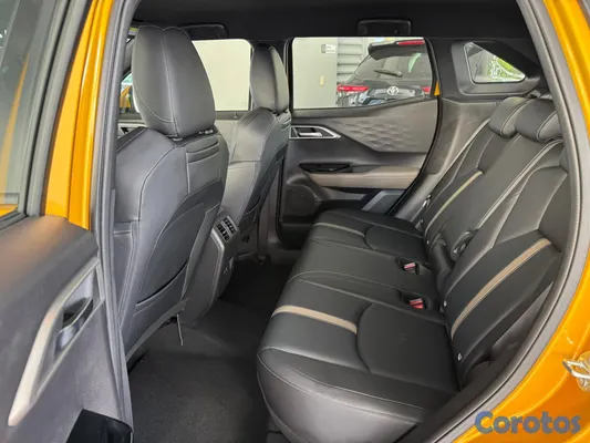 2026 Mitsubishi Montero — foto 4 / 12