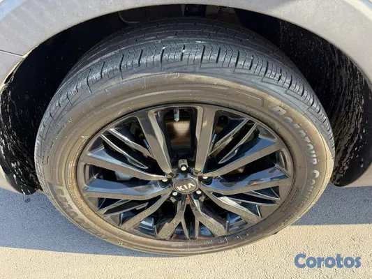 2020 Kia Telluride — foto 6 / 20
