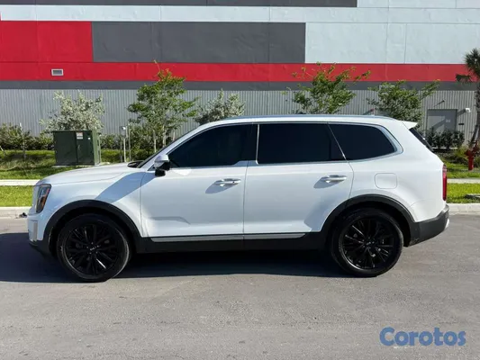 2020 Kia Telluride — foto 9 / 20