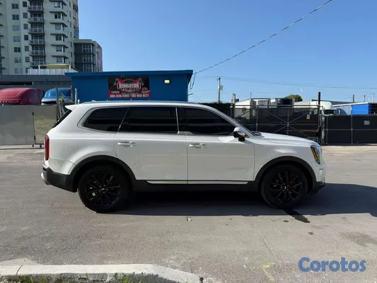 2020 Kia Telluride — foto 11 / 20