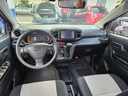 2019 Daihatsu Mira — foto 8 / 9