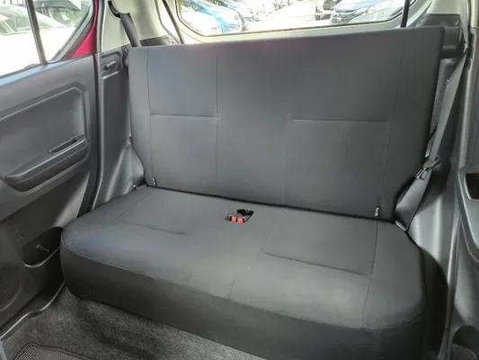 2019 Daihatsu Mira — foto 9 / 9