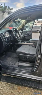2020 Dodge Ram — foto 4 / 10