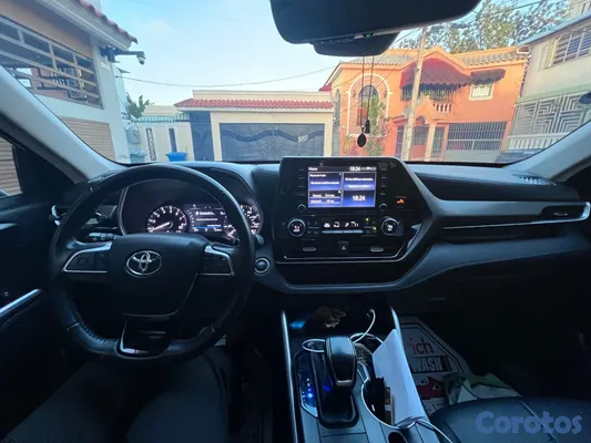 2020 Toyota Highlander — foto 6 / 6