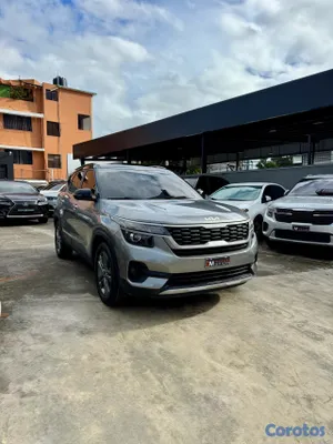 2023 Kia Seltos — foto 2 / 13