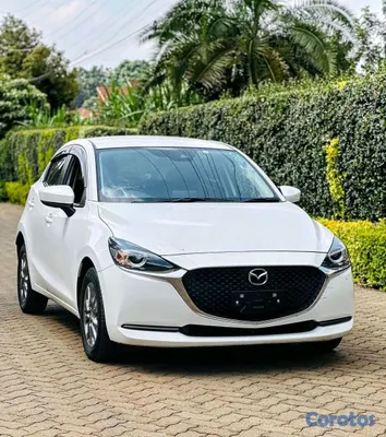 2021 Mazda 2 — foto 3 / 9