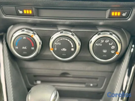 2021 Mazda 2 — foto 9 / 9